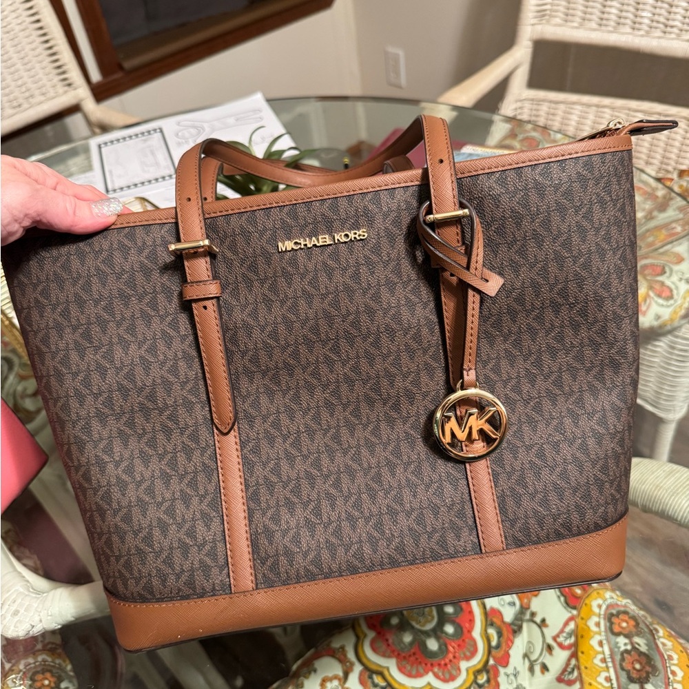 Gently use MK bag